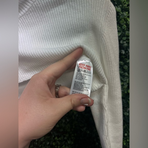 (Final mark down) NWT Urban Outfitters | Ribbed Crop - Picture 4 of 7